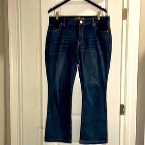 Bell high rise crop jean